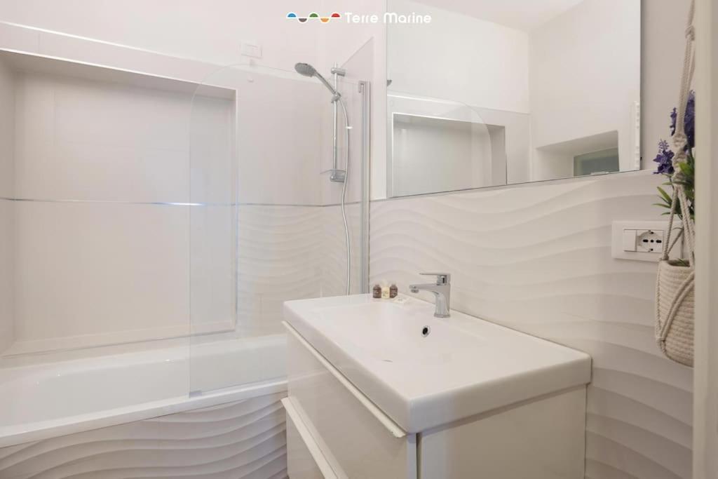 Il Corso, Terre Marine Apartment ลาสเปเซีย ภายนอก รูปภาพ
